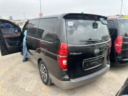 
										 مستعمل هيونداي – Hyundai فان – H1 ممتلئ									