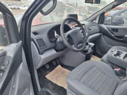 
										 مستعمل هيونداي – Hyundai فان – H1 ممتلئ									