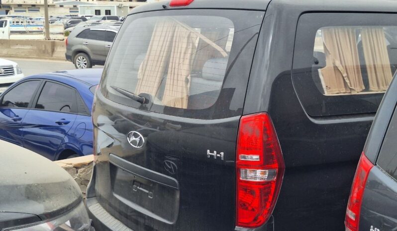 
								 مستعمل هيونداي – Hyundai فان – H1 ممتلئ									