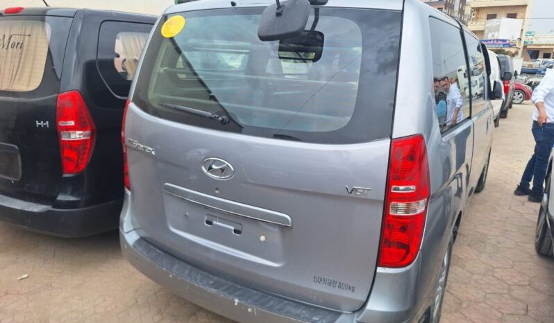 
								 مستعمل هيونداي – Hyundai فان – H1 ممتلئ									