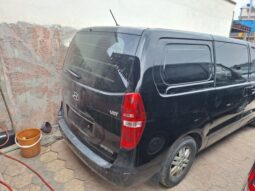 
										 مستعمل هيونداي – Hyundai فان – H1 ممتلئ									