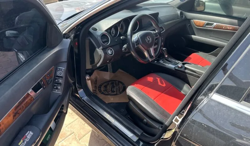
								 مستعمل مرسيدس بينز – Mercedes benz C 300 ممتلئ									