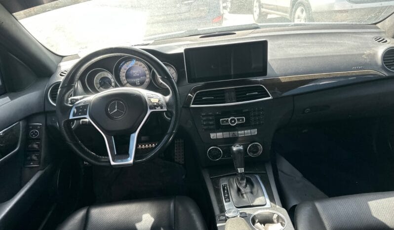 
								 مستعمل مرسيدس بينز – Mercedes benz C 300 ممتلئ									