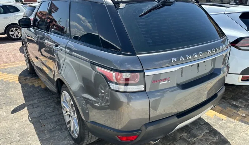 
								 مستعمل لاند روفر – Land Rover سبورت – Range Rover Sport ممتلئ									