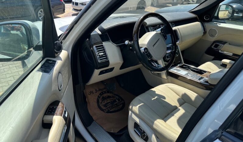 
								 مستعمل لاند روفر – Land Rover فوغ – Range Rover Vogue ممتلئ									