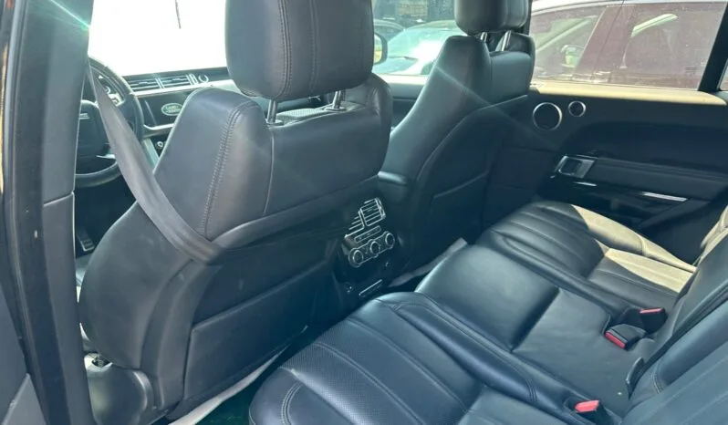 
								 مستعمل لاند روفر – Land Rover فوغ – Range Rover Vogue ممتلئ									