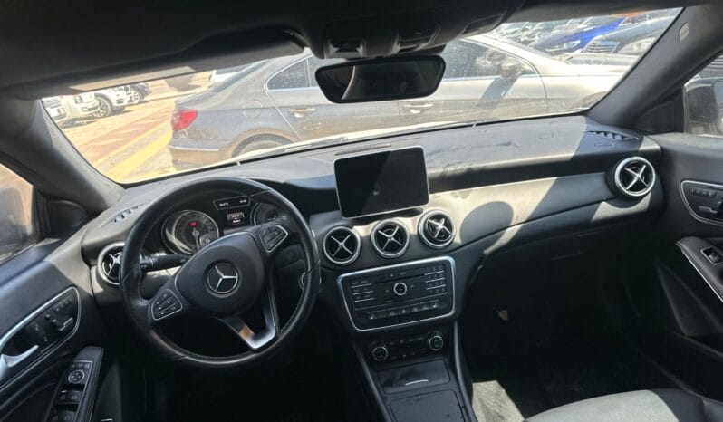 
								 مستعمل مرسيدس بينز – Mercedes benz CLA 250 ممتلئ									