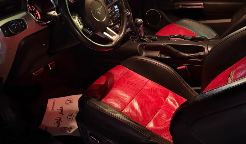
								 فورد – Ford Mustang ممتلئ									