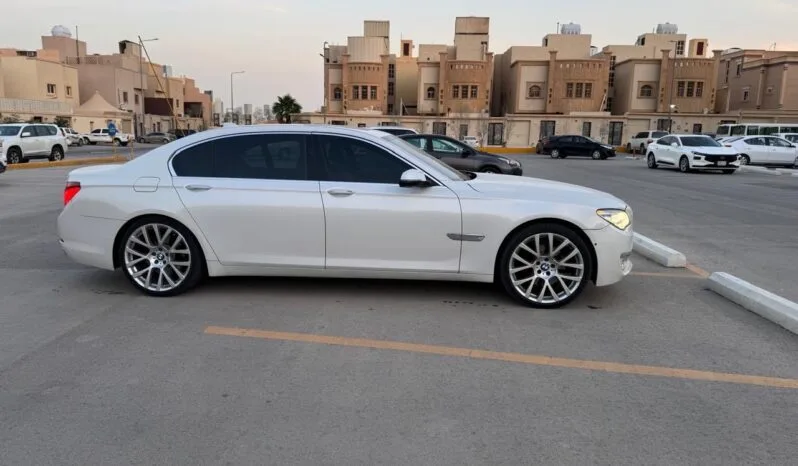 
								 بي ام دابيليو – BMW 740 ممتلئ									