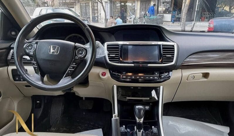 
								 هوندا – Honda اكورد – Accord ممتلئ									