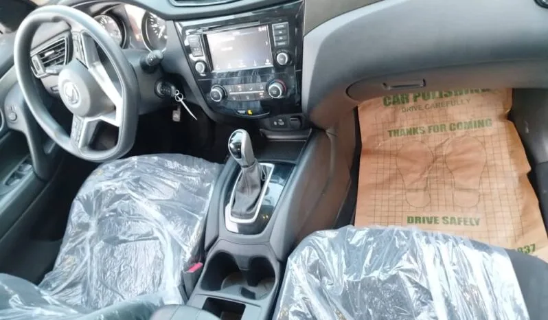 
								 نيسان – Nissan روج-Rogue ممتلئ									