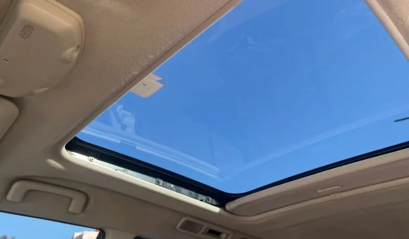 
								 ميتسوبيشي – Mitsubishi Pajero ممتلئ									