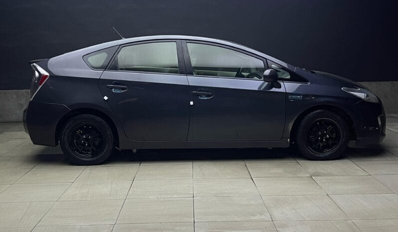 
								 تويوتا – Toyota بريوس – Prius ممتلئ									