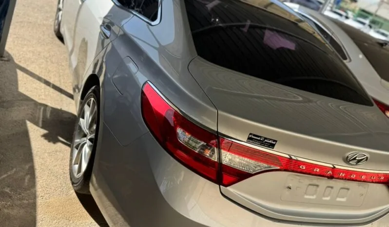 
								 هيونداي – Hyundai ازيرا – Azera ممتلئ									