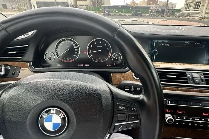 
								 بي ام دابيليو – BMW 750 ممتلئ									
