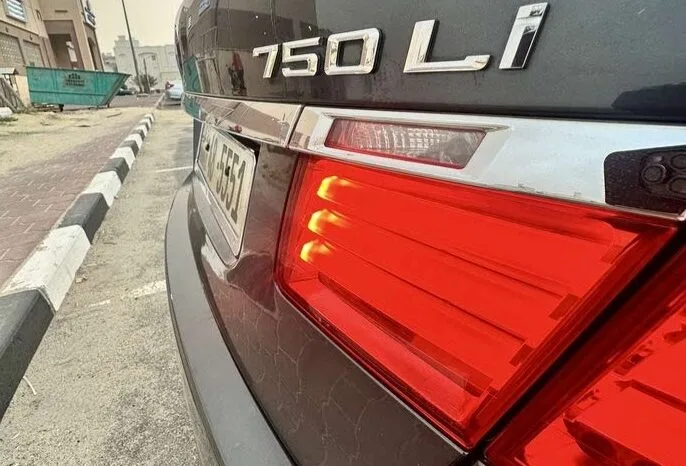 
								 بي ام دابيليو – BMW 750 ممتلئ									