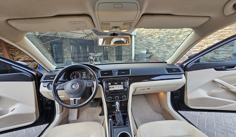 
								 فولكس فاكن – Volkswagen باسات – Passat ممتلئ									