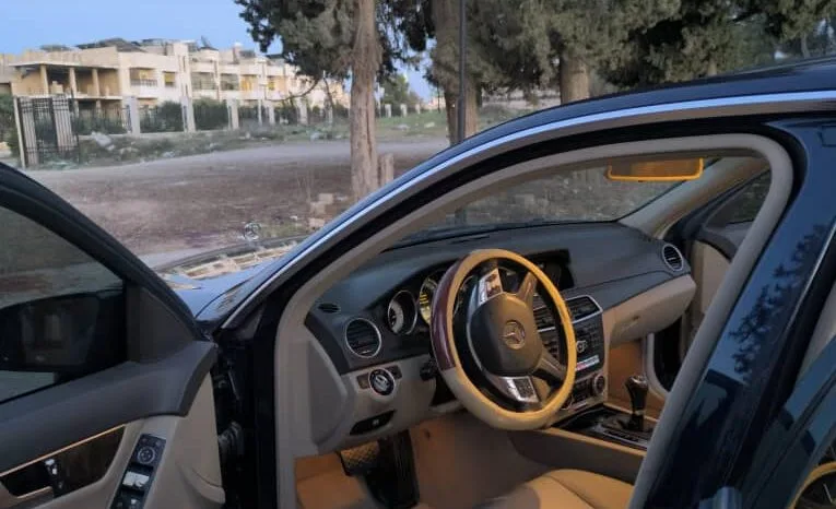 
								 مرسيدس بينز – Mercedes benz C 200 ممتلئ									