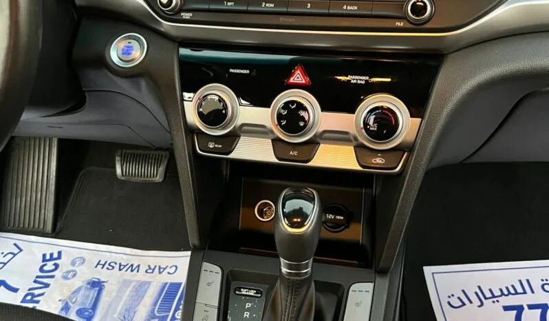 
								 هيونداي – Hyundai افنتي – avante ممتلئ									