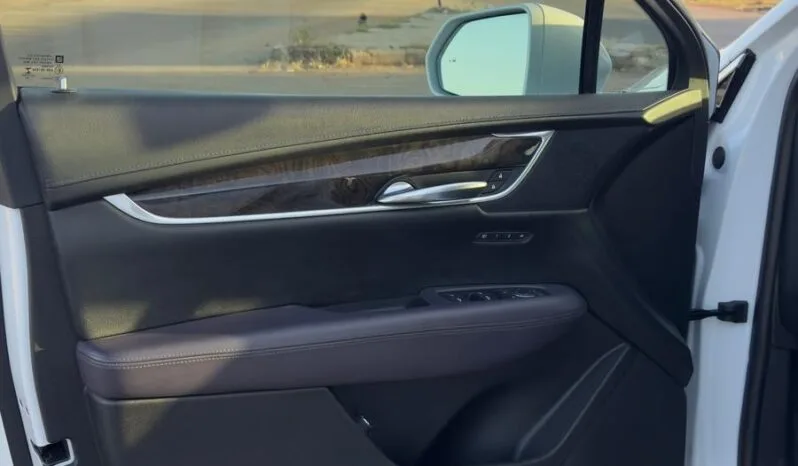 
								 كاديلاك – Cadillac XT5 ممتلئ									