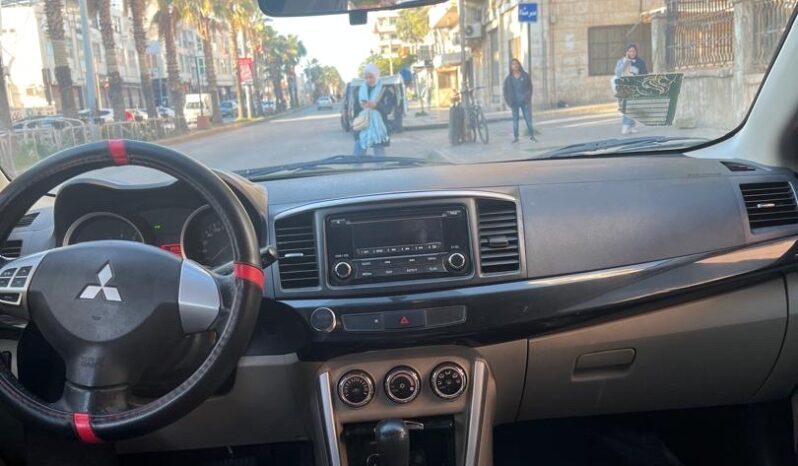 
								 ميتسوبيشي – Mitsubishi لانسر – Lancer ممتلئ									