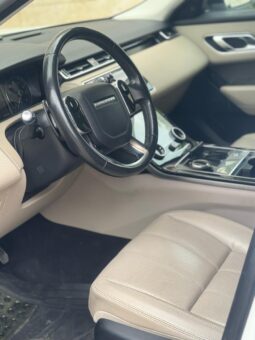
										 مستعمل لاند روفر – Land Rover فيلار – Range Rover Velar ممتلئ									