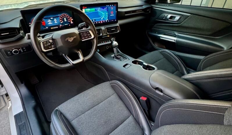 
								 فورد – Ford Mustang ممتلئ									