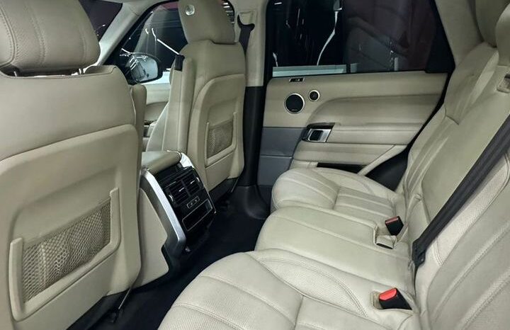 
								 لاند روفر – Land Rover سبورت – Range Rover Sport ممتلئ									