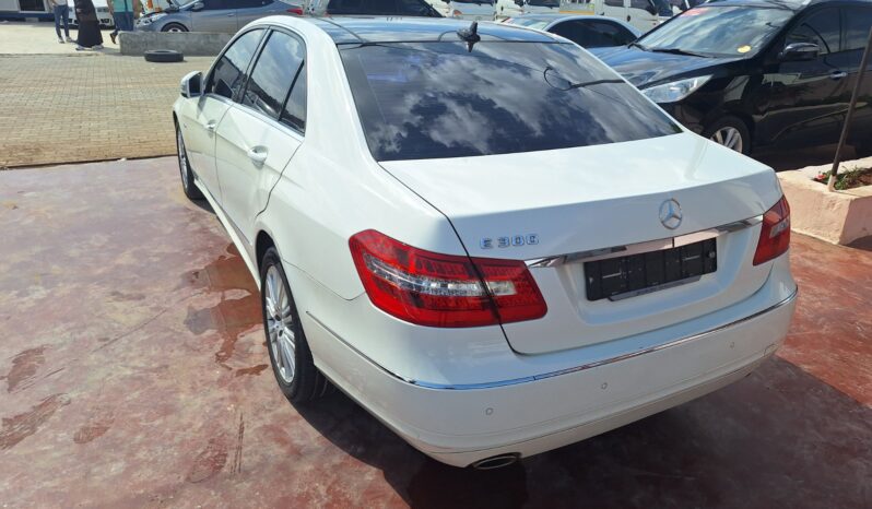 
								 مستعمل مرسيدس بينز – Mercedes benz E300 ممتلئ									
