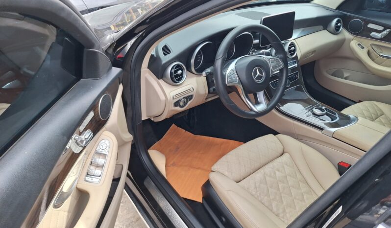
								 مستعمل مرسيدس بينز – Mercedes benz C 300 ممتلئ									