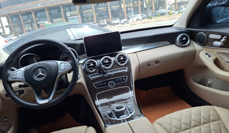 
								 مستعمل مرسيدس بينز – Mercedes benz C 300 ممتلئ									