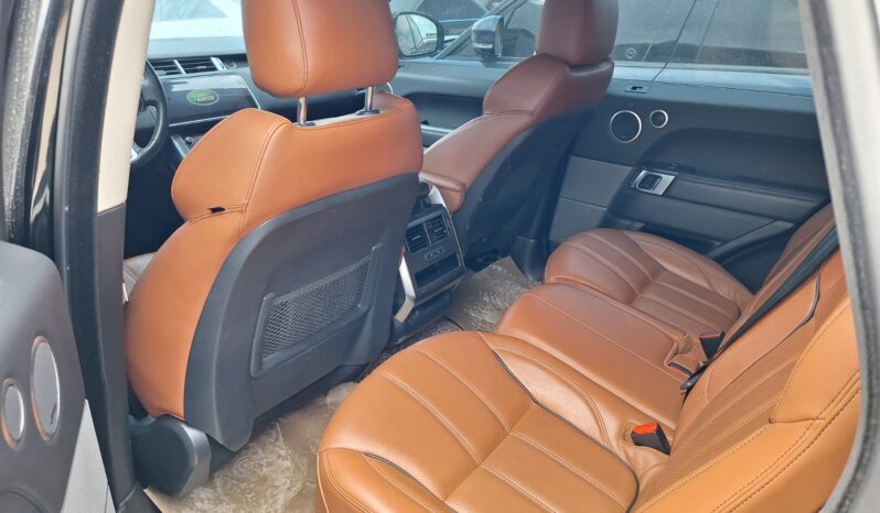 
								 مستعمل لاند روفر – Land Rover سبورت – Range Rover Sport ممتلئ									