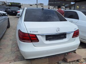 مستعمل مرسيدس بينز – Mercedes benz E220