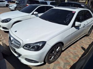 مستعمل مرسيدس بينز – Mercedes benz E220