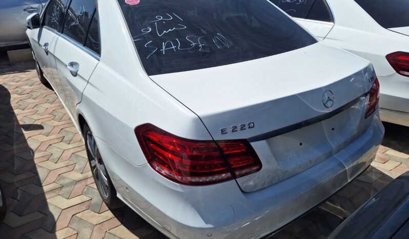 
								 مستعمل مرسيدس بينز – Mercedes benz E220 ممتلئ									