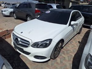 مستعمل مرسيدس بينز – Mercedes benz E220