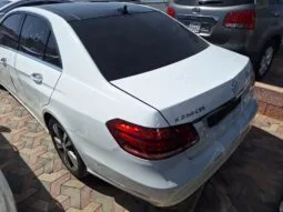 
										 مستعمل مرسيدس بينز – Mercedes benz E220 ممتلئ									