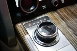 
										 مستعمل لاند روفر – Land Rover فوغ – Range Rover Vogue ممتلئ									