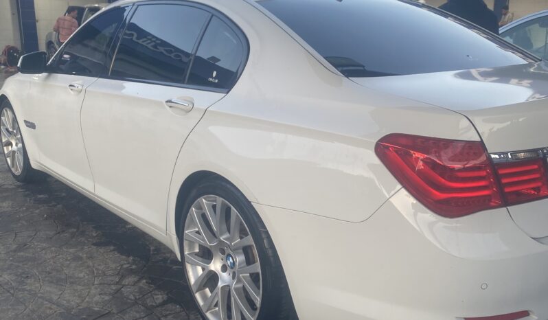 
								 بي ام دابيليو – BMW 750 ممتلئ									