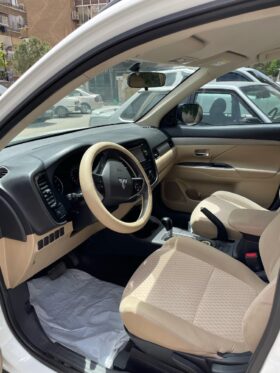 مستعمل ميتسوبيشي – Mitsubishi Outlander