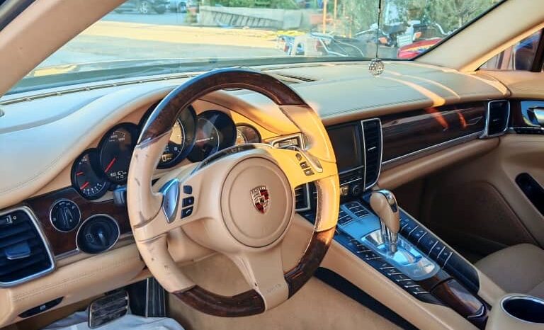 
								 بورش – Porsche باناميرا – Panamera ممتلئ									