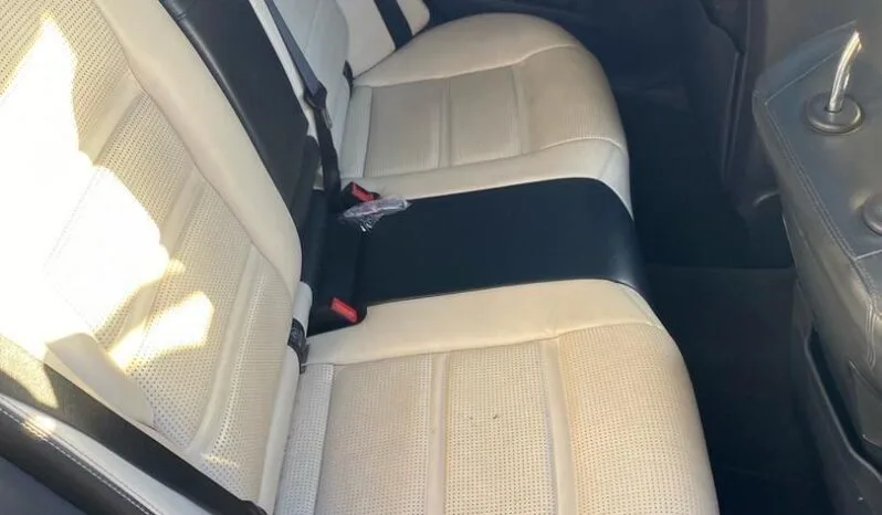 
								 مرسيدس بينز – Mercedes benz E 63 AMG ممتلئ									
