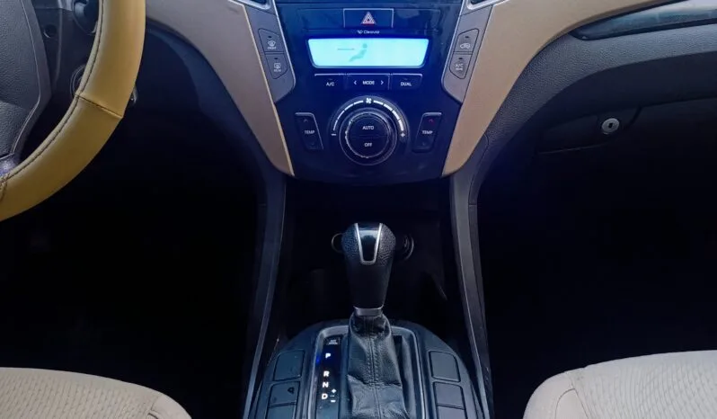 
								 هيونداي – Hyundai santa ممتلئ									