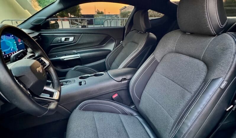 
								 فورد – Ford Mustang ممتلئ									