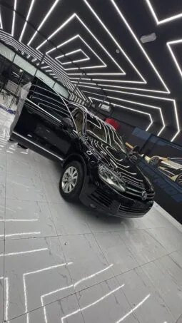 
										 فولكس فاكن – Volkswagen طوارق – Touareg ممتلئ									