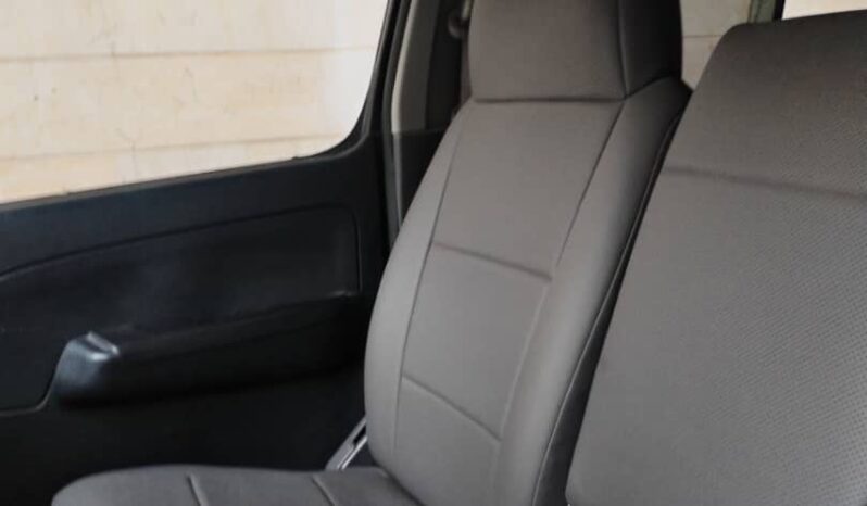 
								 نيسان – Nissan 100 NX ممتلئ									