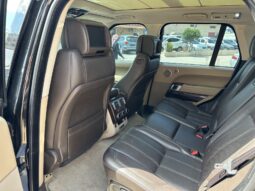 
										 مستعمل لاند روفر – Land Rover فوغ – Range Rover Vogue ممتلئ									