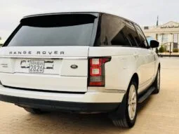 
										 مستعمل لاند روفر – Land Rover فوغ – Range Rover Vogue ممتلئ									