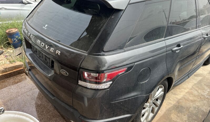 
								 مستعمل لاند روفر – Land Rover سبورت – Range Rover Sport ممتلئ									