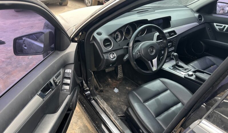 
								 مستعمل مرسيدس بينز – Mercedes benz C 200 ممتلئ									